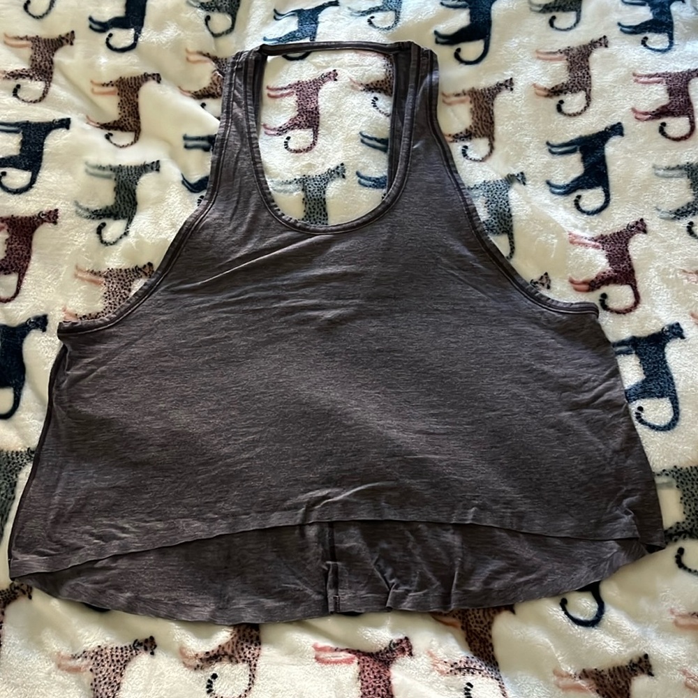 🍋 Lululemon light purple tank